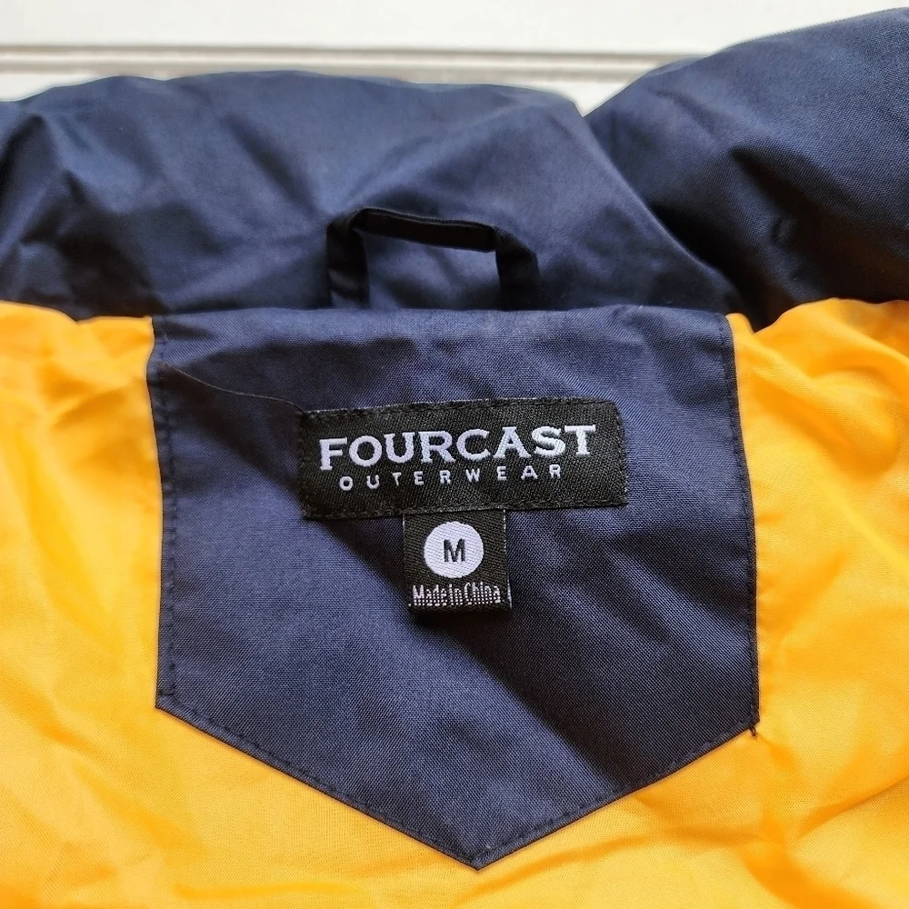NWOT FOURCAST Mens Puffer Vest Jacket Navy Blue Yellow Full Zip Sz M